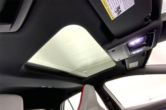 Used 2024 Volkswagen GTI Autobahn image 22