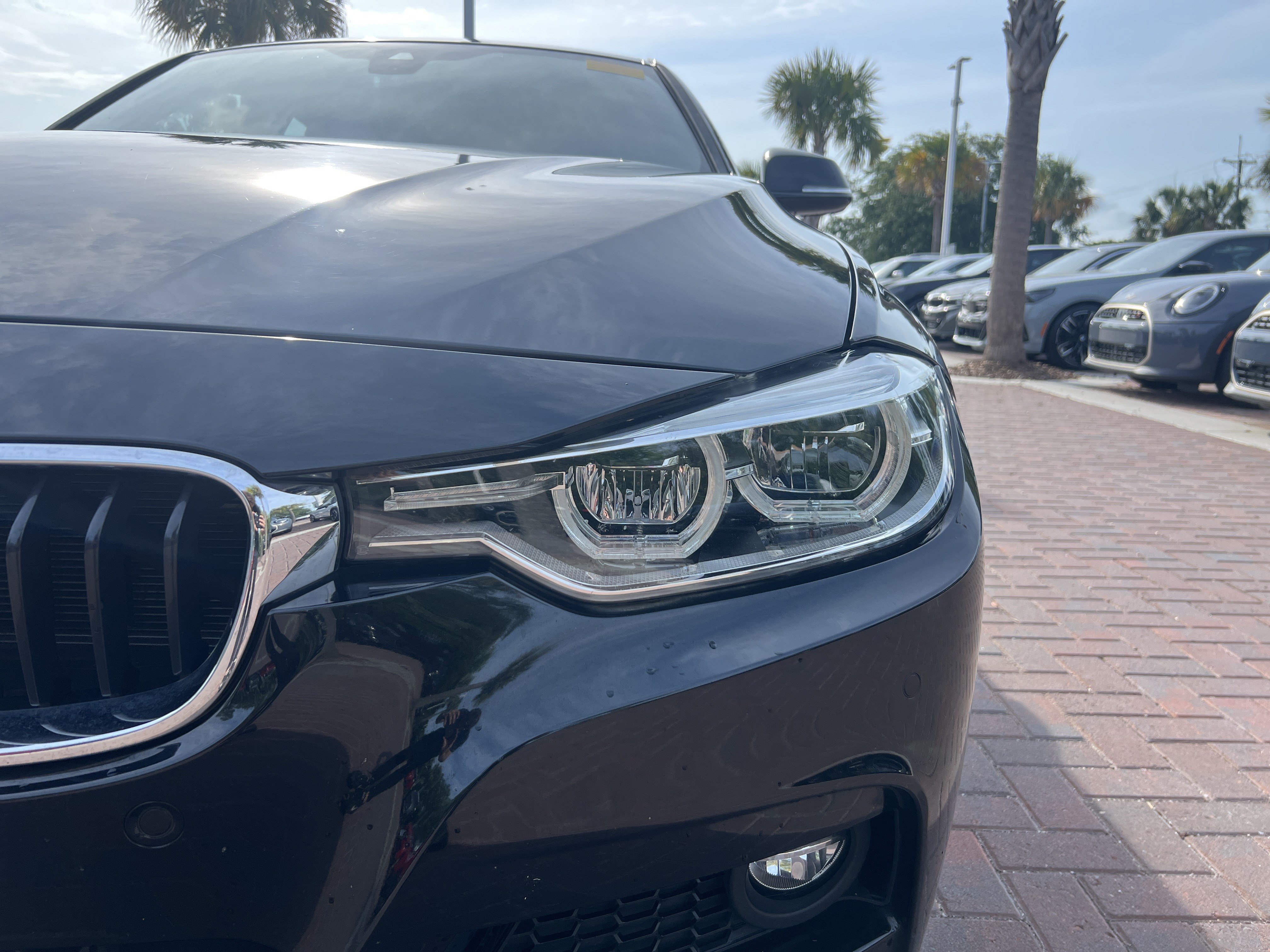Used 2018 BMW 330i Sedan w/ M Sport Package RWD image 6