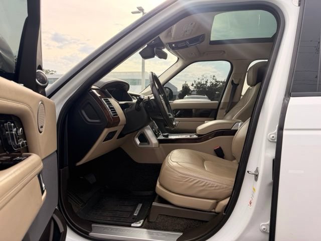 Used 2018 Land Rover Range Rover HSE AWD/4WD image 5