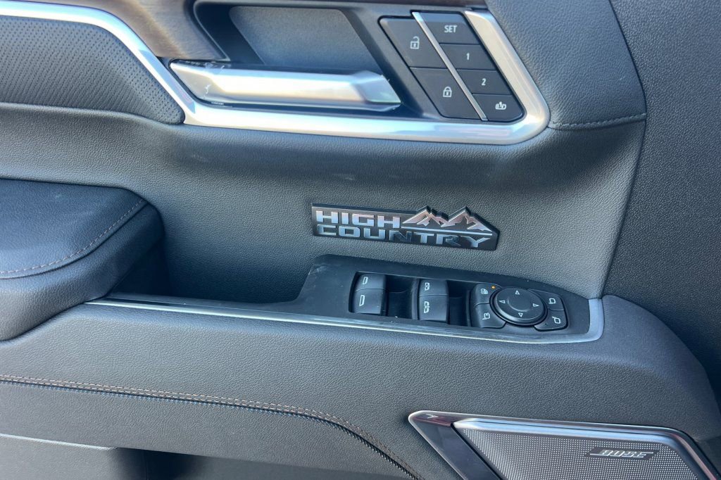 New 2026 Chevrolet Silverado 1500 High Country image 8
