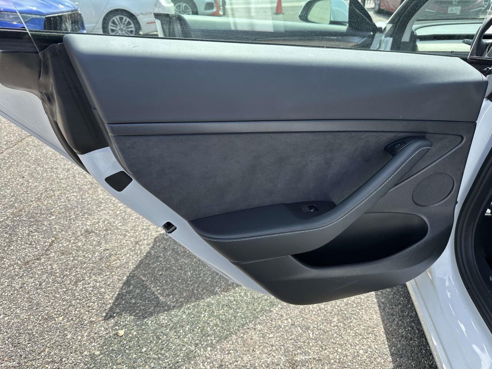 Used 2022 Tesla Model 3 Long Range AWD/4WD image 18