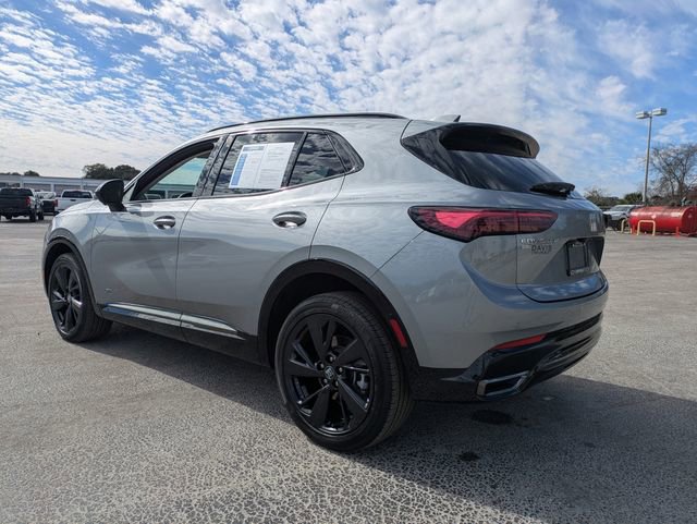 Certified 2025 Buick Envision Sport Touring image 5