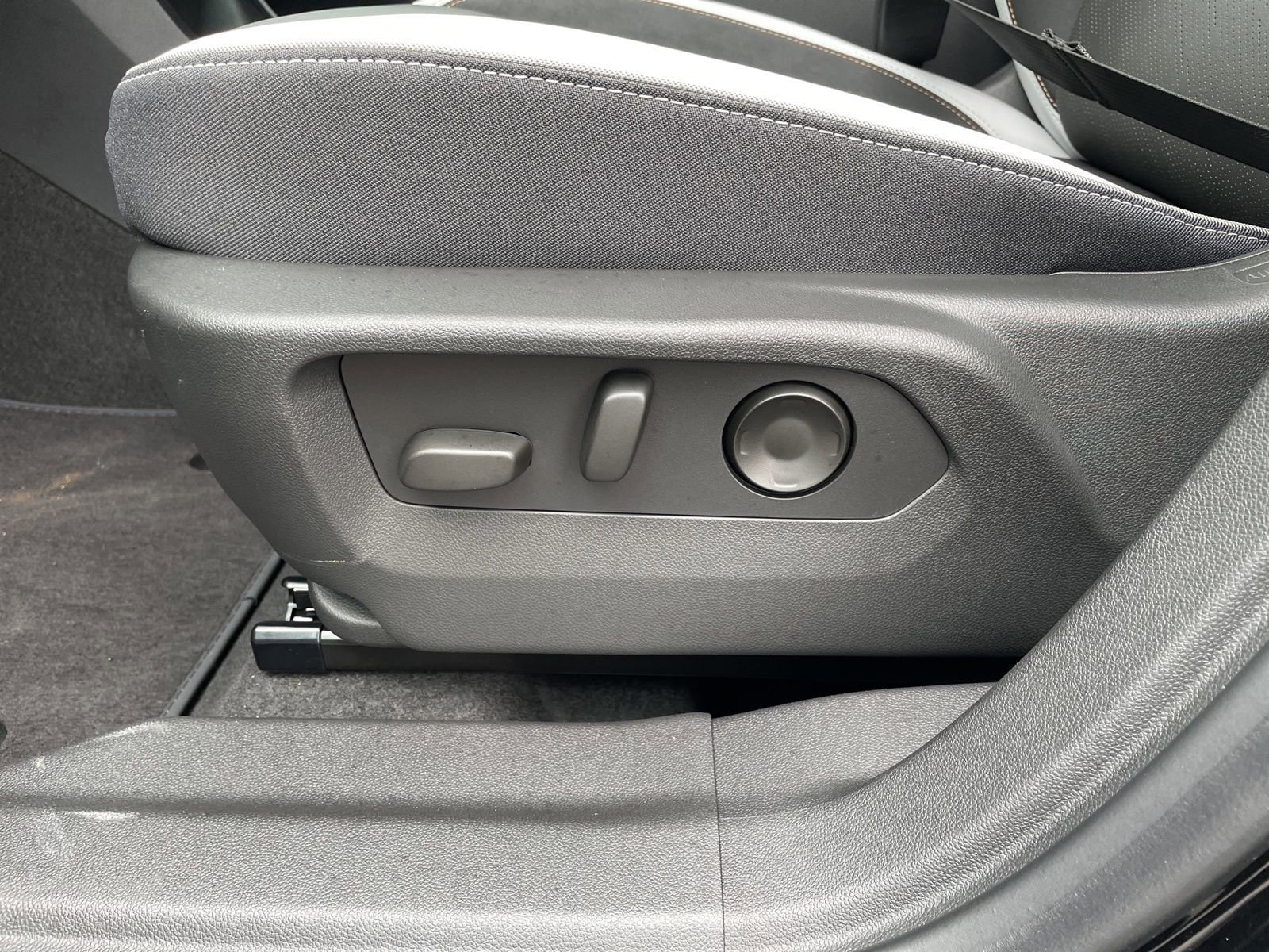New 2026 Buick Envision Sport Touring image 12