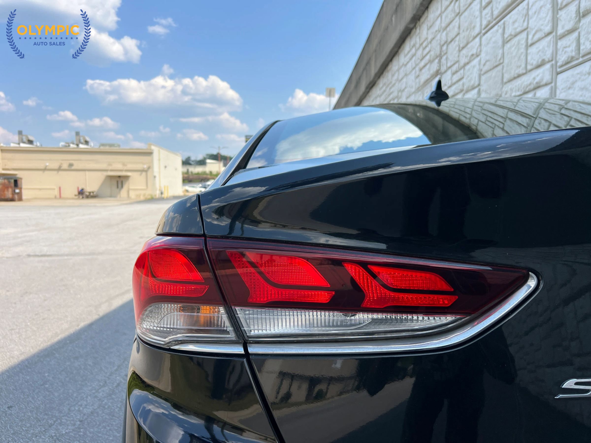 Used 2018 Hyundai Sonata Sport FWD image 16