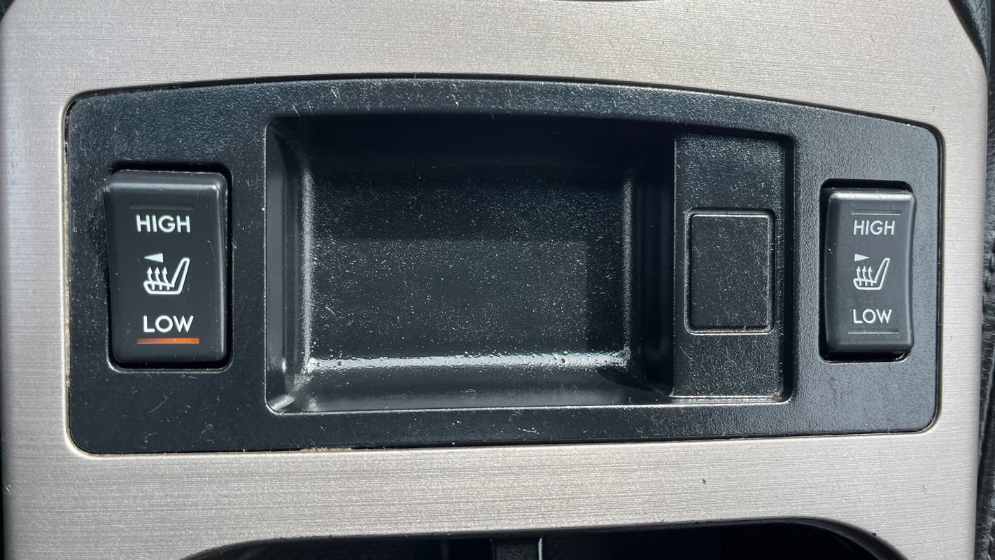 Used 2013 Subaru Outback 3.6R Limited w/ Moonroof Pkg image 18