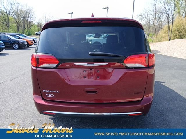 Used 2017 Chrysler Pacifica Touring-L Plus w/ Advanced Safetytec Group image 5