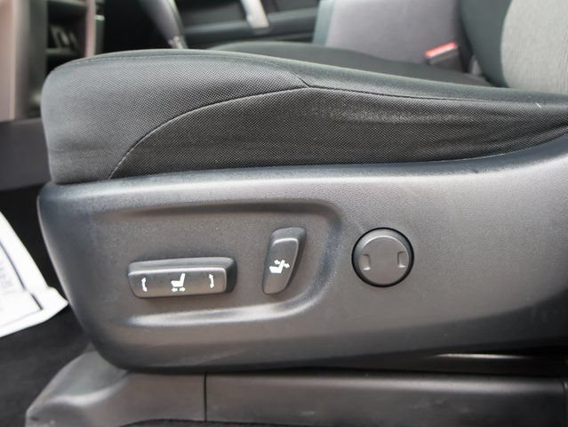 Used 2023 Toyota 4Runner SR5 RWD image 41