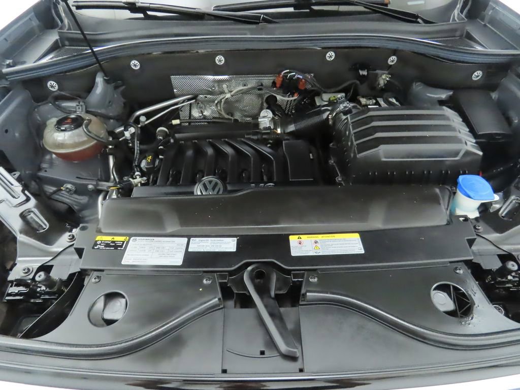 Used 2021 Volkswagen Atlas Cross Sport SE w/ Panoramic Sunroof Package image 29