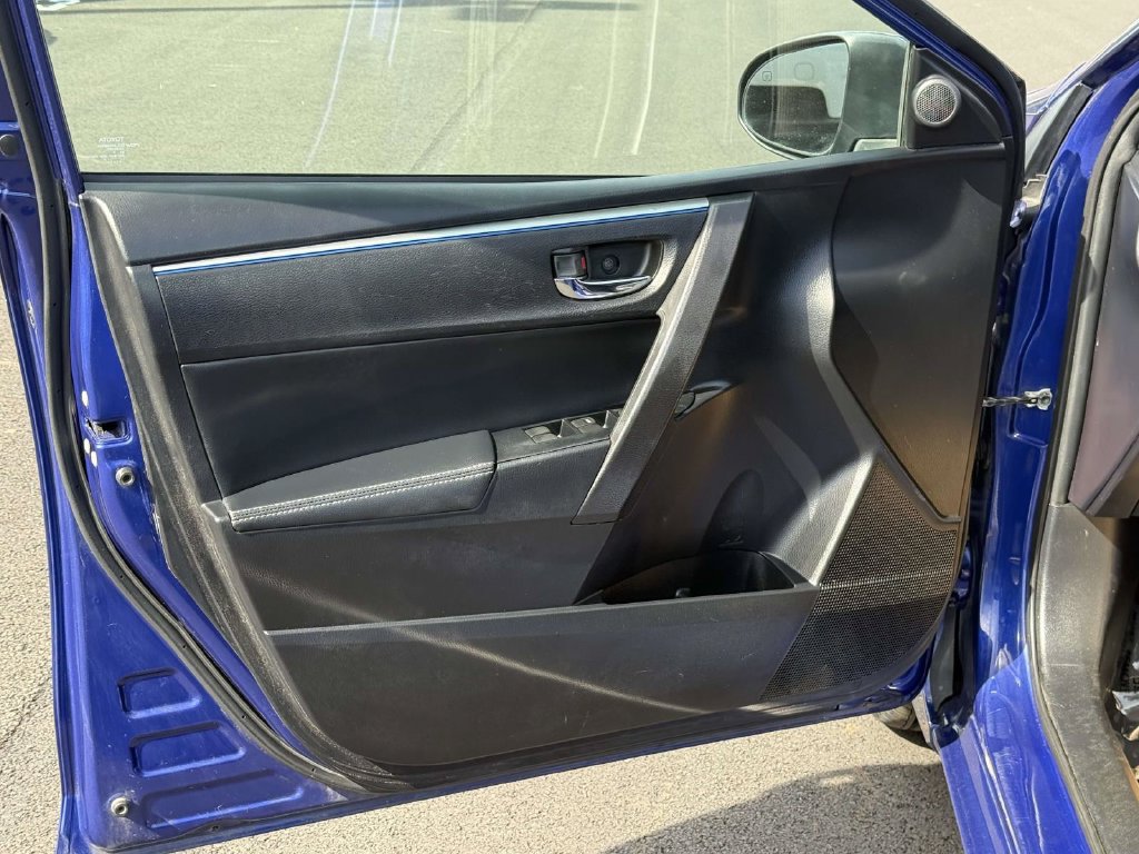 Used 2015 Toyota Corolla S FWD image 6