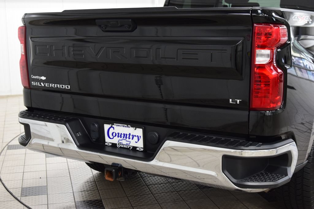 Used 2024 Chevrolet Silverado 1500 LT AWD/4WD image 19