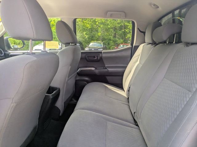 Used 2020 Toyota Tacoma SR5 w/ Technology Package AWD/4WD image 15