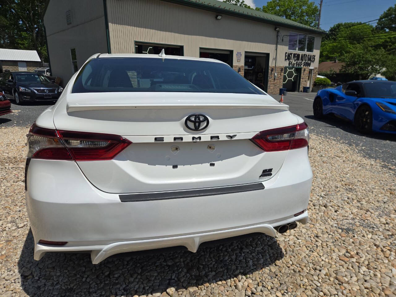 Used 2022 Toyota Camry SE w/ Cold Weather Package AWD/4WD image 7