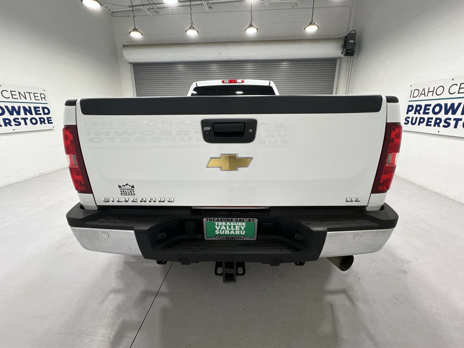 Used 2011 Chevrolet Silverado 3500 LTZ w/ LTZ Plus Package AWD/4WD image 7