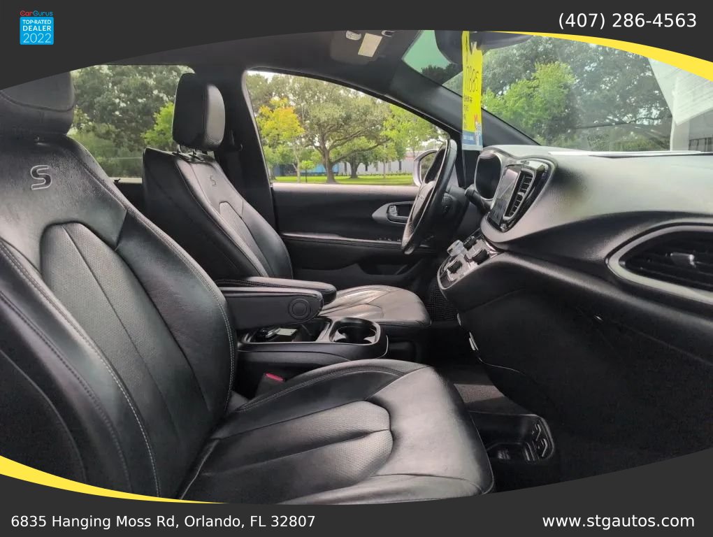 Used 2020 Chrysler Pacifica Touring-L w/ S Appearance Package FWD image 26