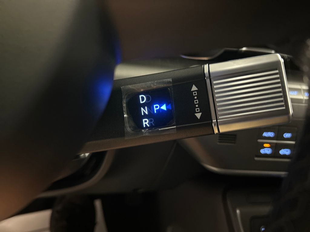 New 2026 Hyundai Kona SEL Premium image 18