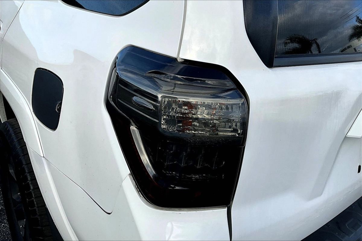 Used 2016 Toyota 4Runner SR5 image 23