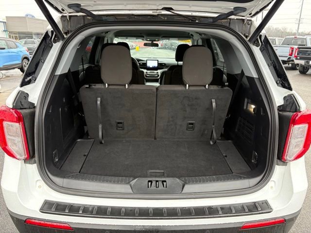 Used 2021 Ford Explorer XLT image 33
