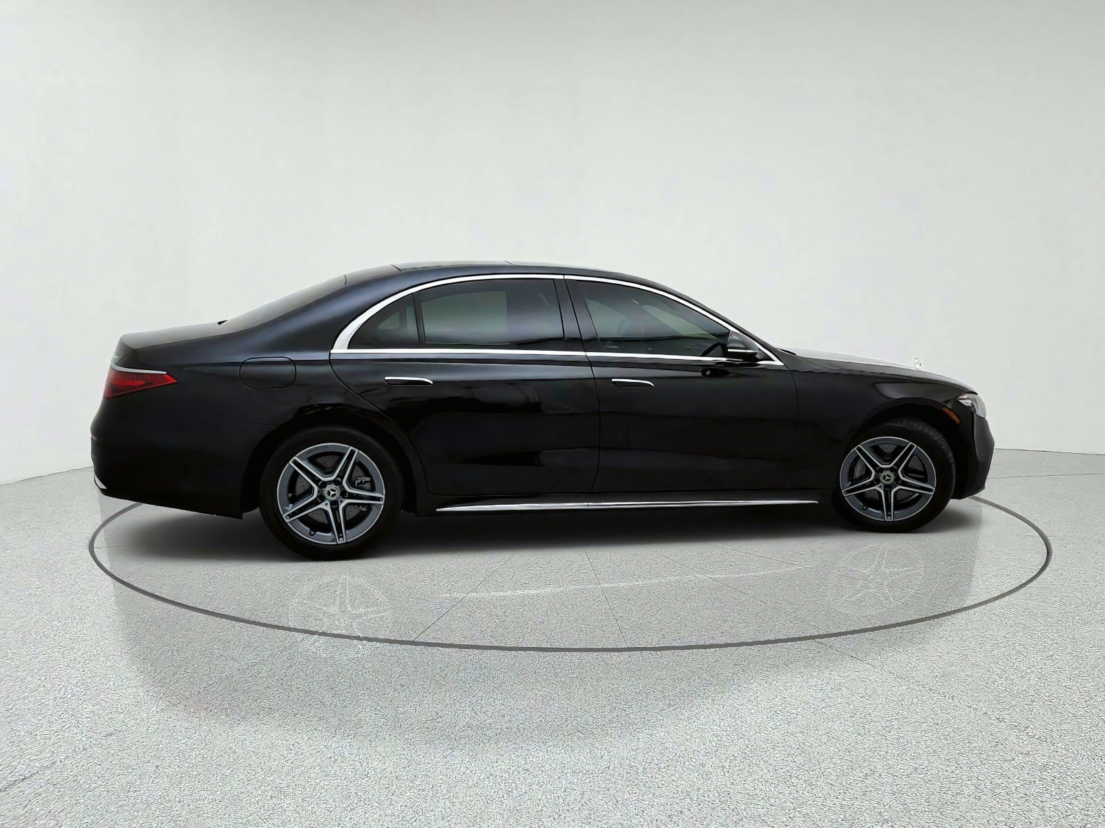 Used 2024 Mercedes-Benz S 580 4MATIC Sedan image 7