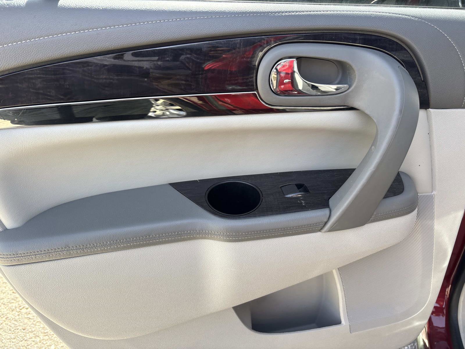 Used 2016 Buick Enclave Premium w/ Experience Buick Package image 32