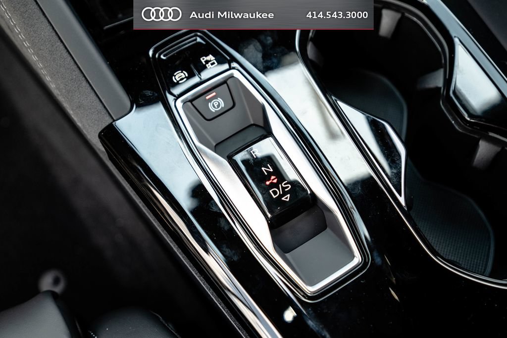 New 2026 Audi SQ5 Premium Plus AWD/4WD image 31