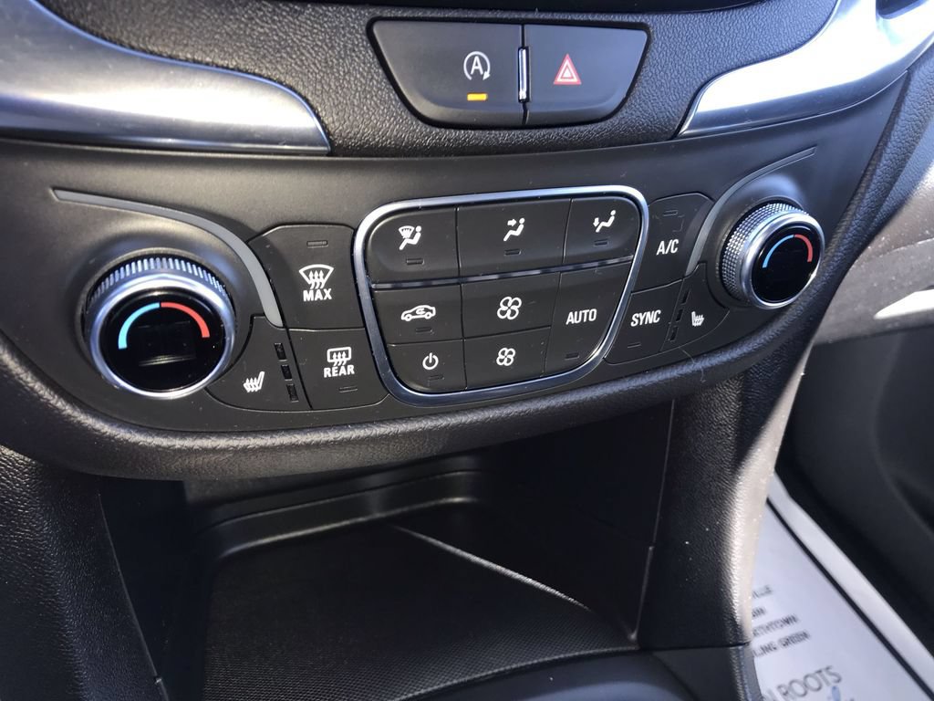 Used 2024 Chevrolet Equinox LT FWD image 18