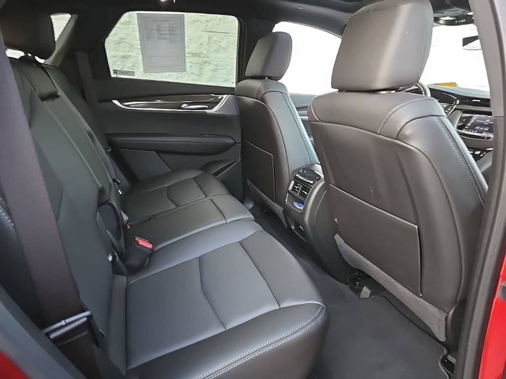 Certified 2023 Cadillac XT5 Sportv w/ Technology Package AWD/4WD image 22