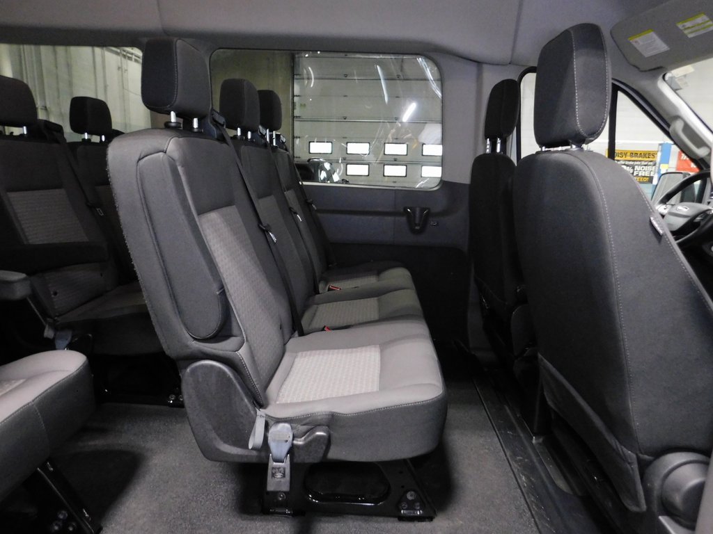 Used 2023 Ford Transit 350 XLT image 43