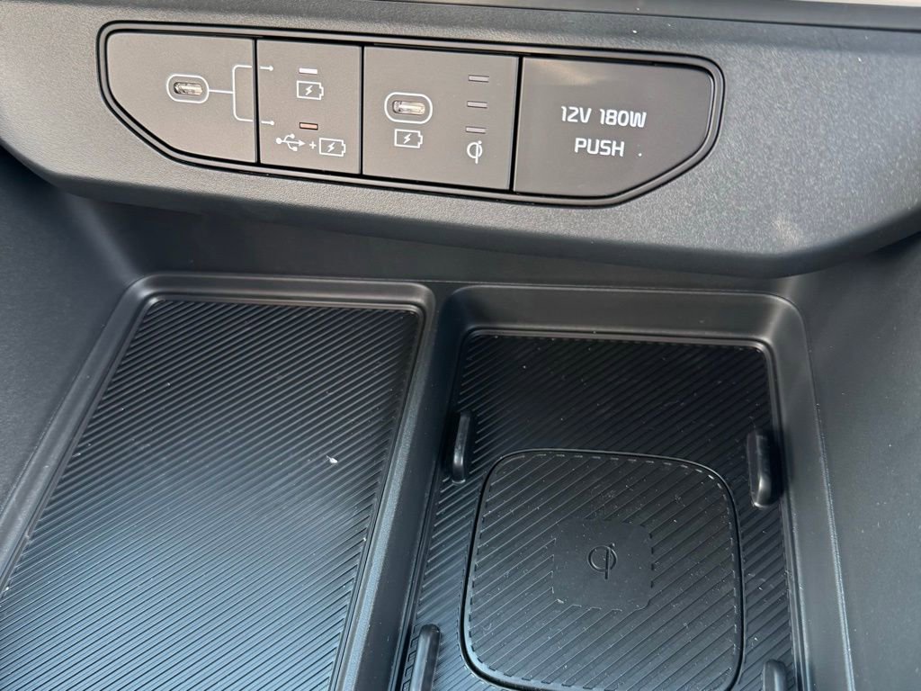 New 2026 Kia Carnival EX image 28