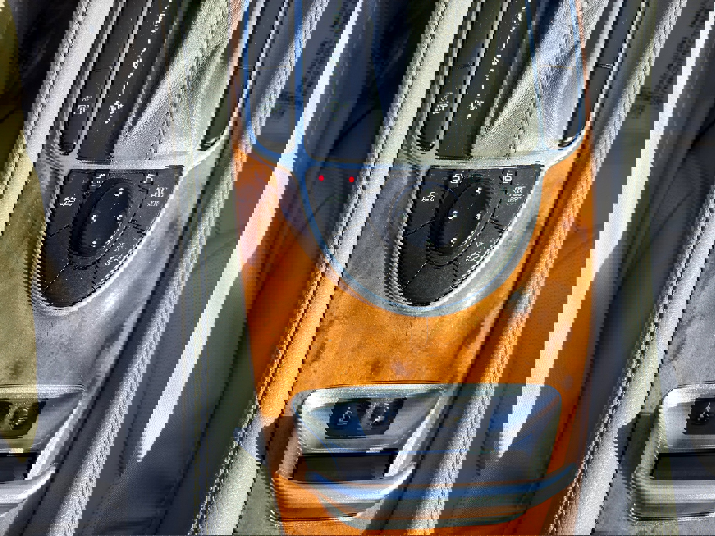 Used 2007 Mercedes-Benz SL 550 image 46