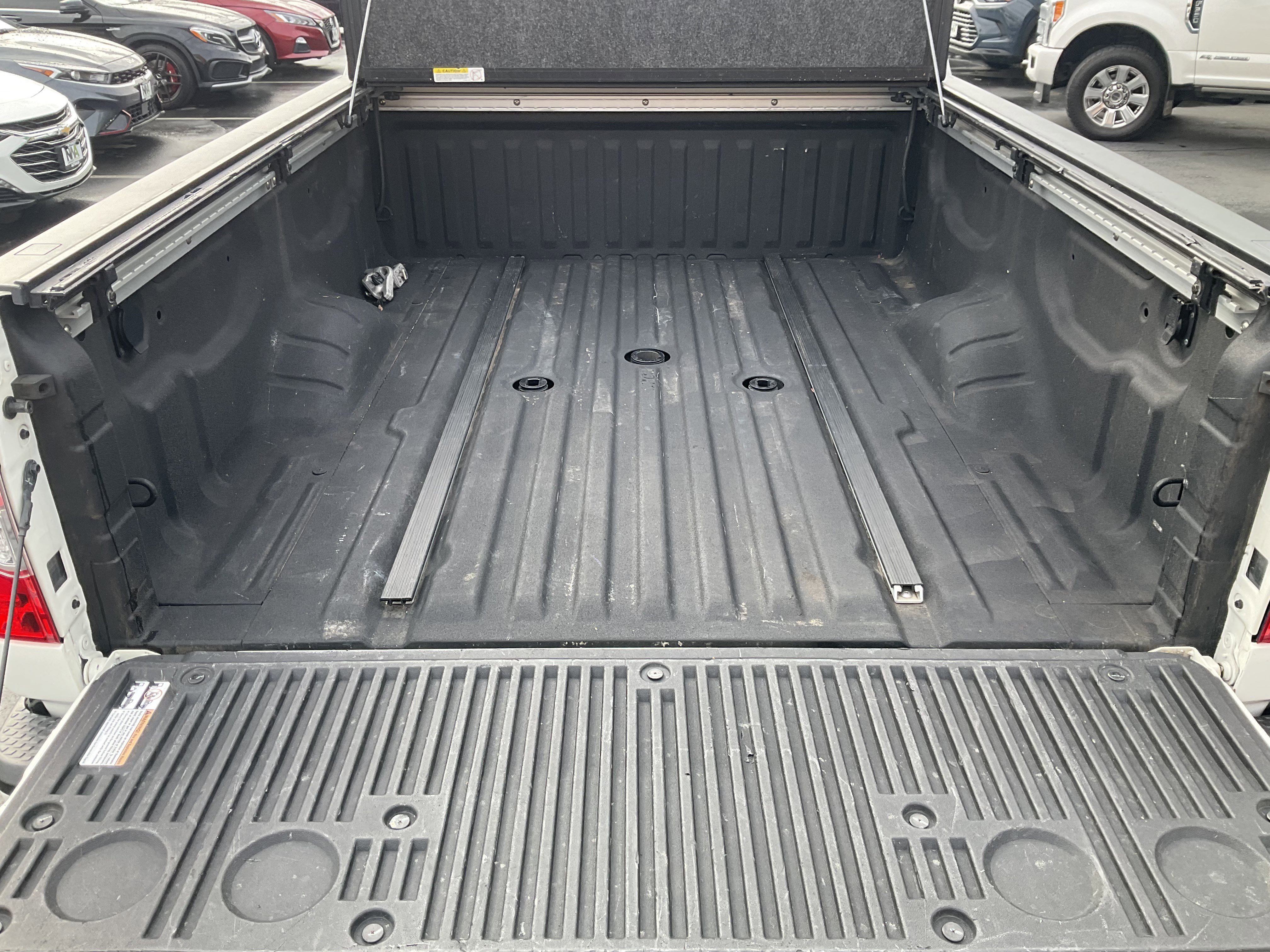 Used 2019 Nissan Titan SL w/ Midnight Edition image 46