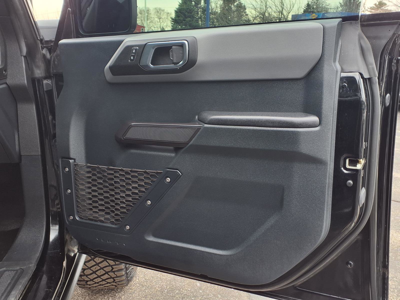 Certified 2024 Ford Bronco Black Diamond w/ Sasquatch Package image 13