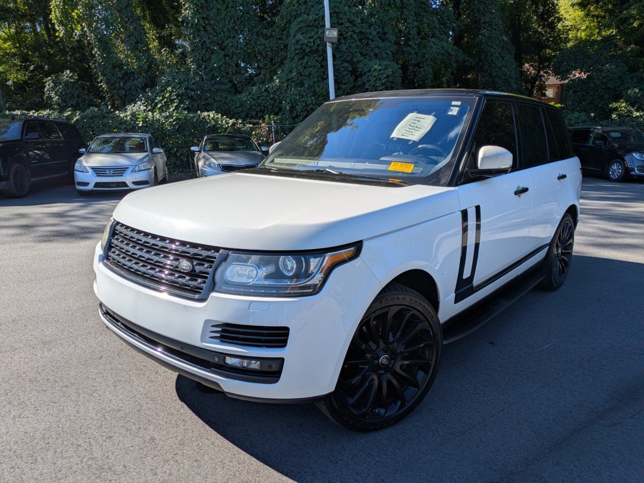 Used 2015 Land Rover Range Rover Supercharged AWD/4WD image 2