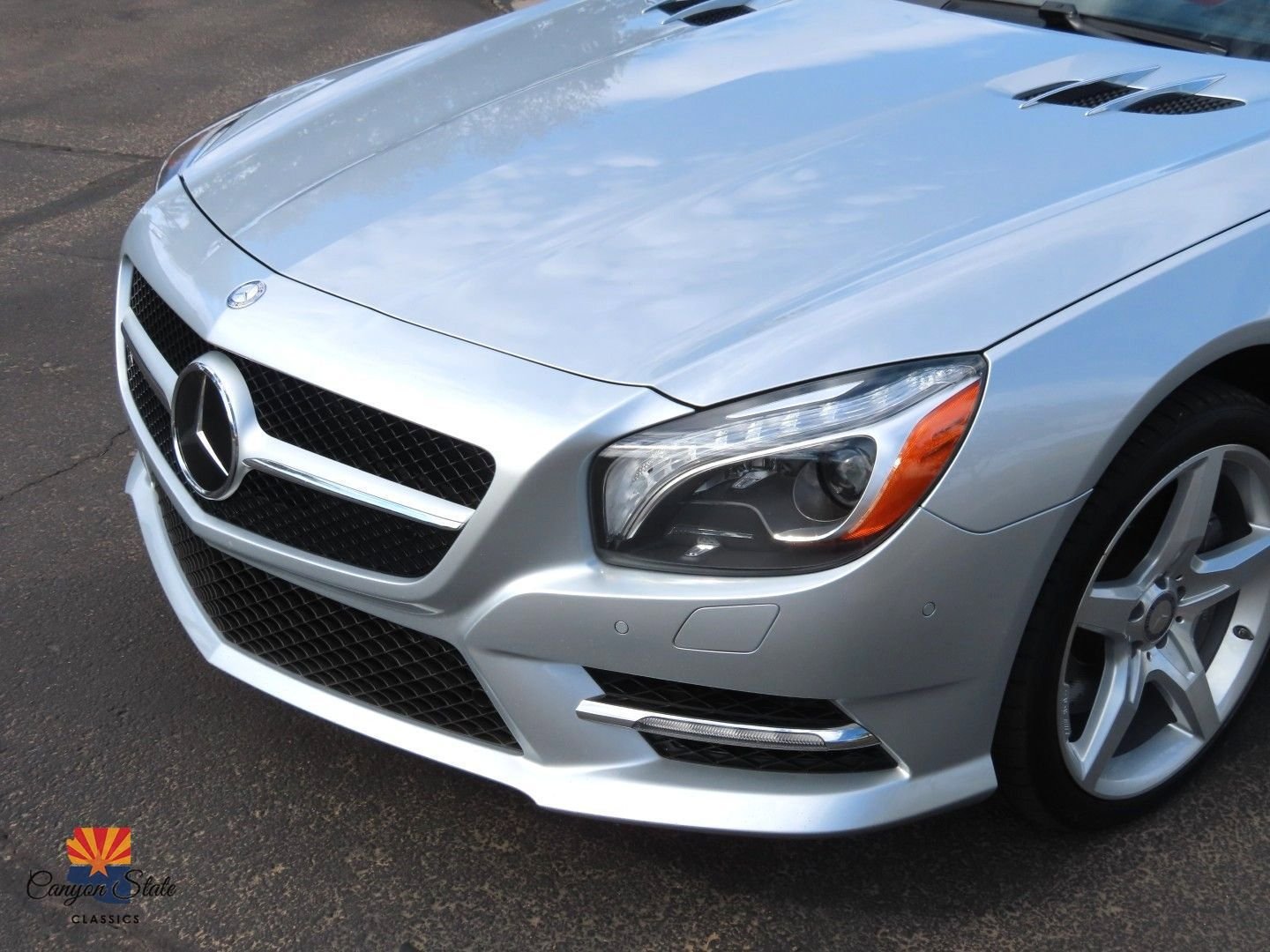 Used 2013 Mercedes-Benz SL 550 image 37