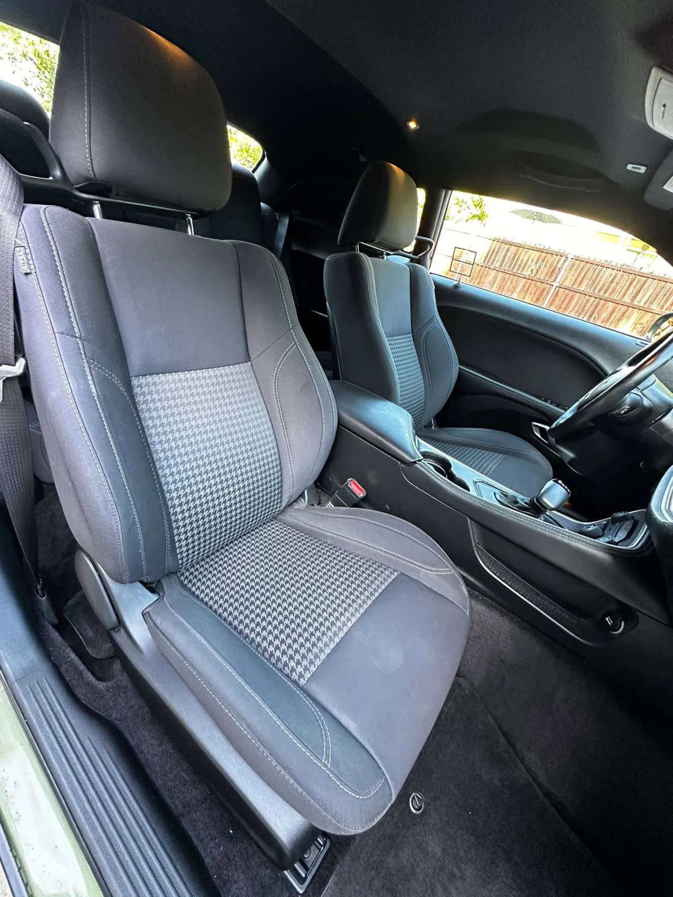 Used 2018 Dodge Challenger SXT RWD image 23