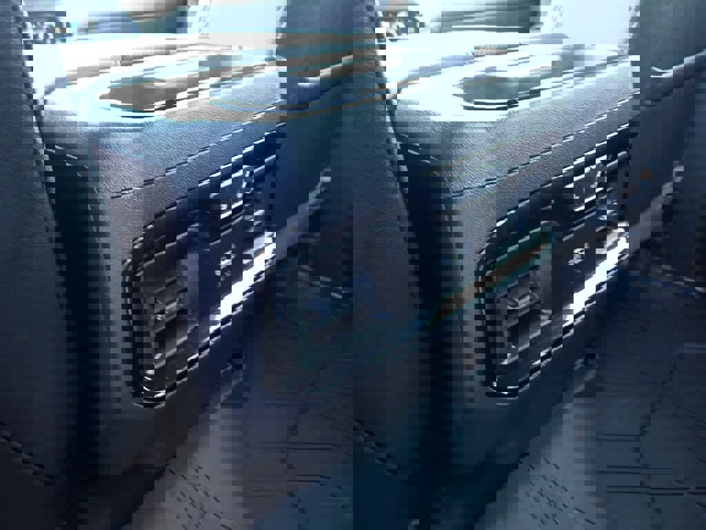 Certified 2024 Chevrolet Silverado 1500 ZR2 w/ Technology Package image 26