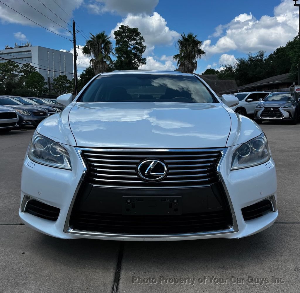 Used 2013 Lexus LS 460 w/ Comfort Pkg RWD image 2
