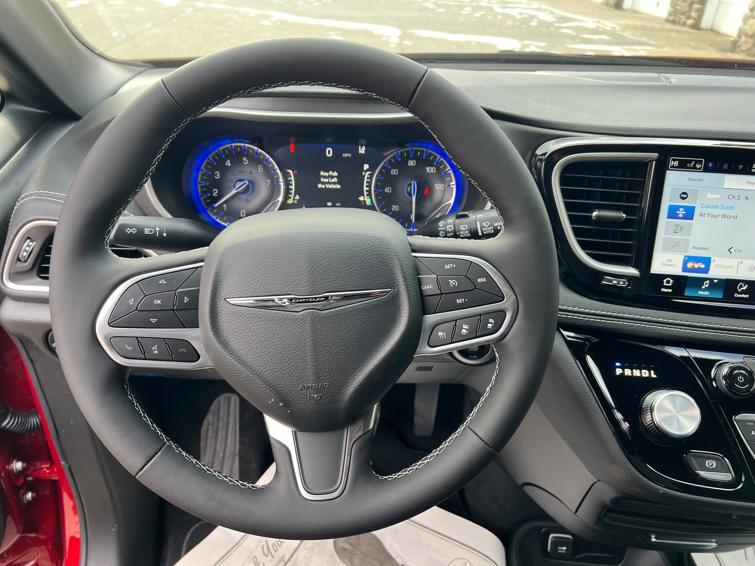 New 2026 Chrysler Pacifica Select AWD/4WD image 13