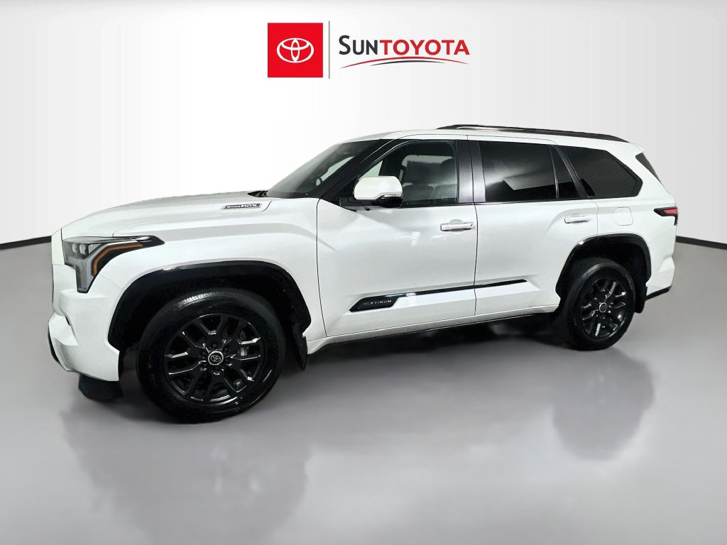 Used 2024 Toyota Sequoia Platinum AWD/4WD image 7