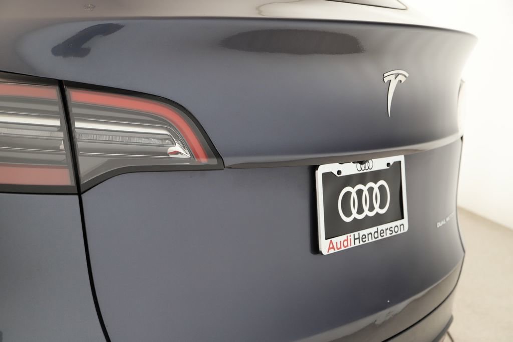 Used 2023 Tesla Model Y Long Range image 30