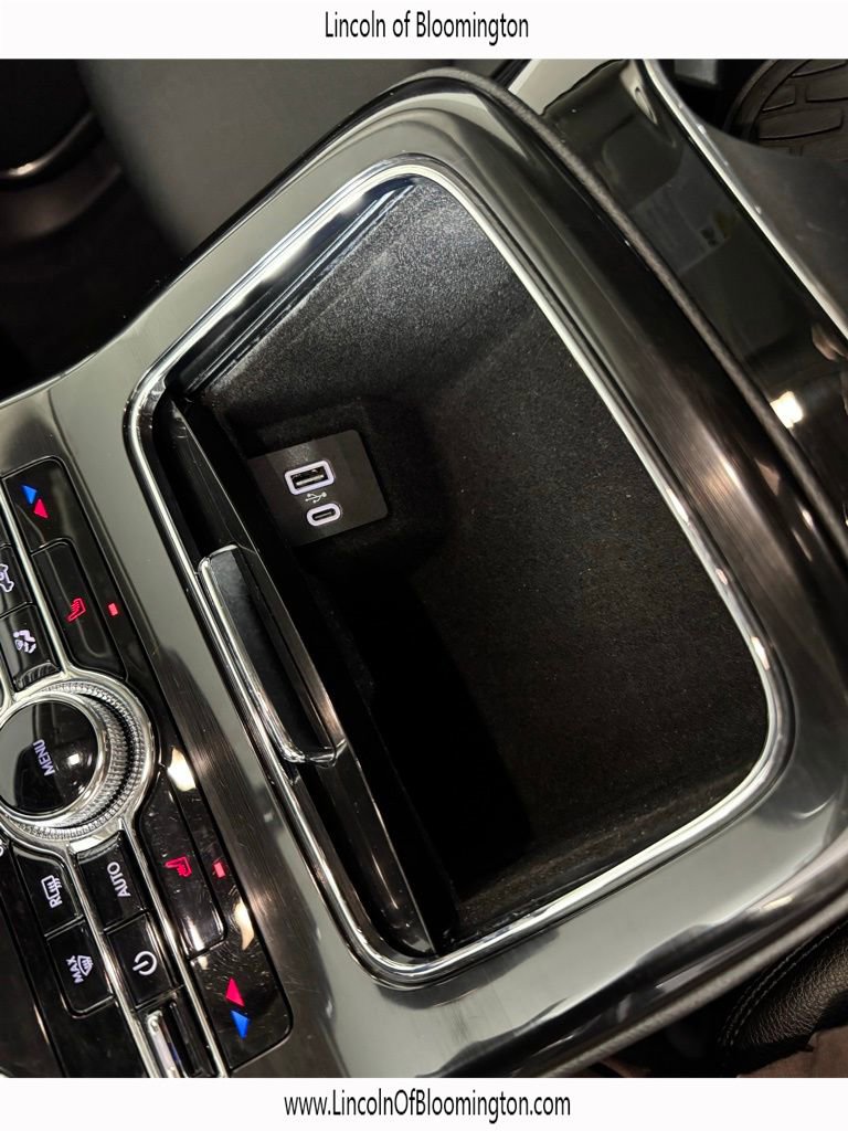 Used 2023 Lincoln Nautilus AWD w/ Premium Package image 31