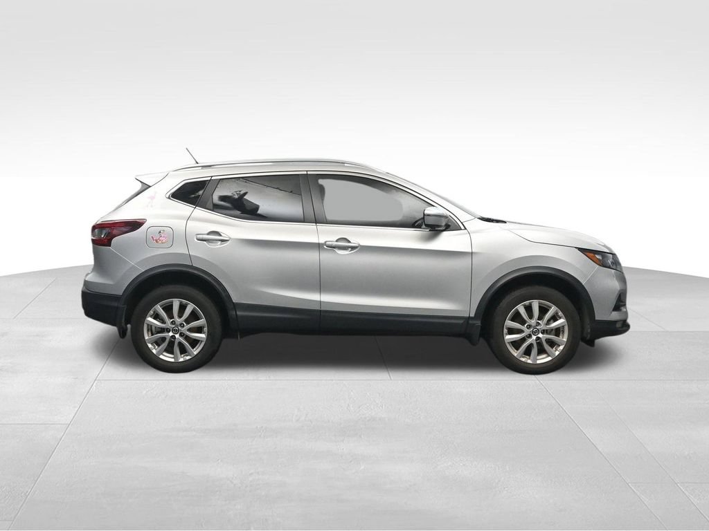 Used 2022 Nissan Rogue Sport SV w/ Technology Package FWD image 6
