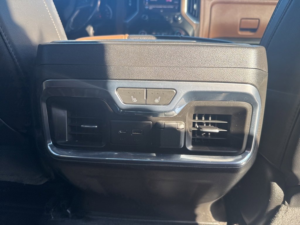 Used 2023 Chevrolet Silverado 3500 High Country image 28