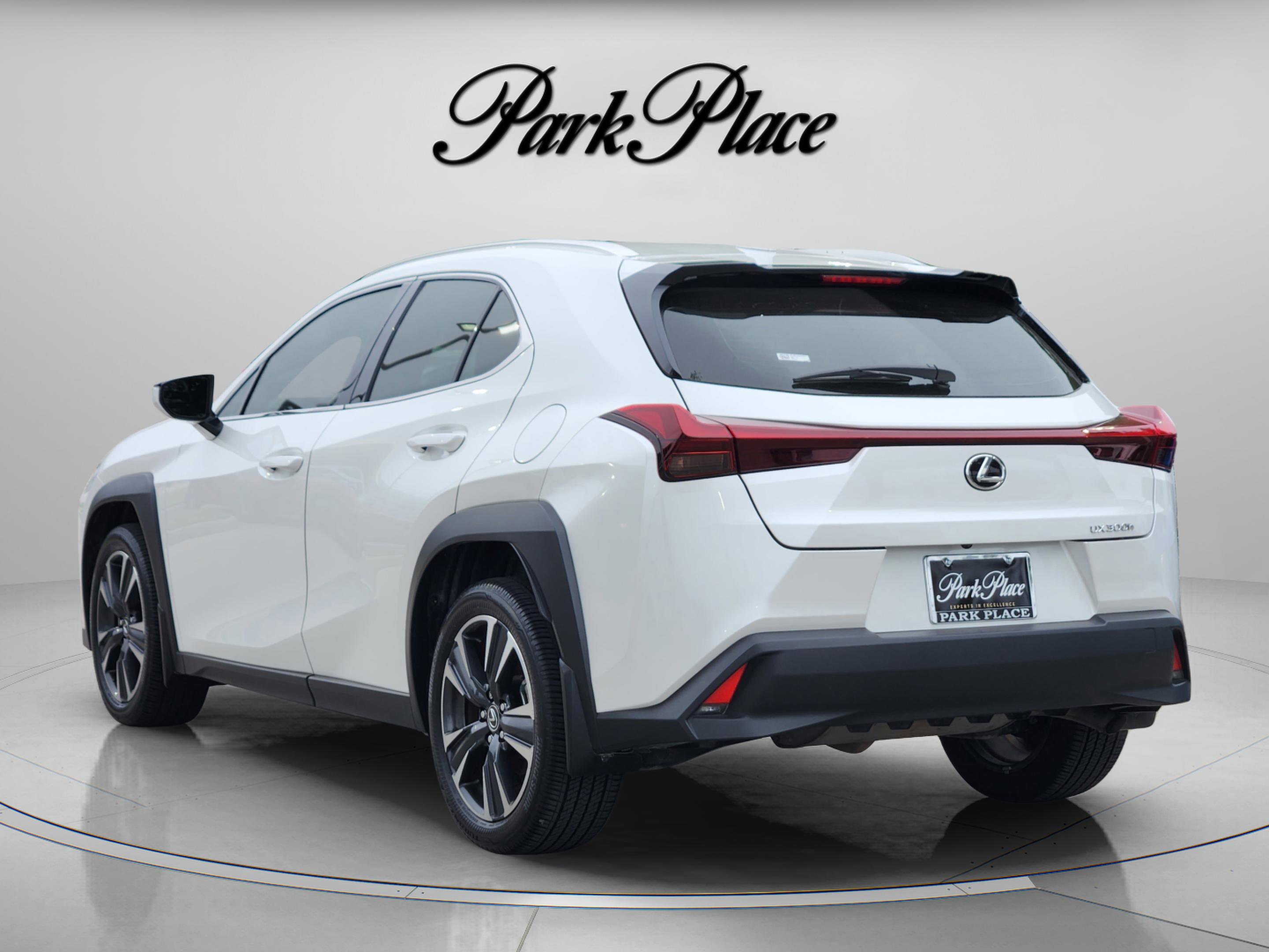 Certified 2025 Lexus UX 300h FWD w/ Accessory Package (Z1) image 3