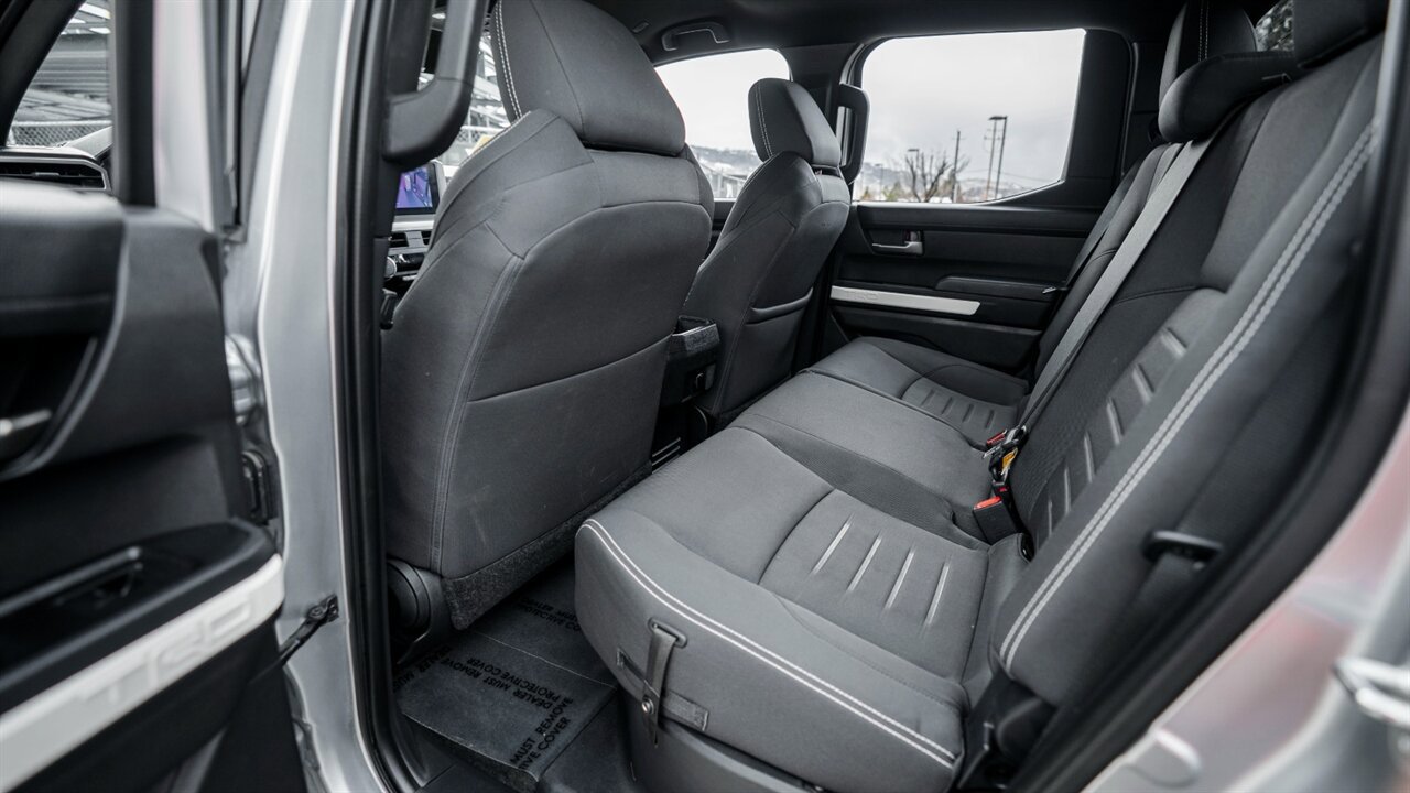 Used 2024 Toyota Tacoma TRD Off-Road image 34