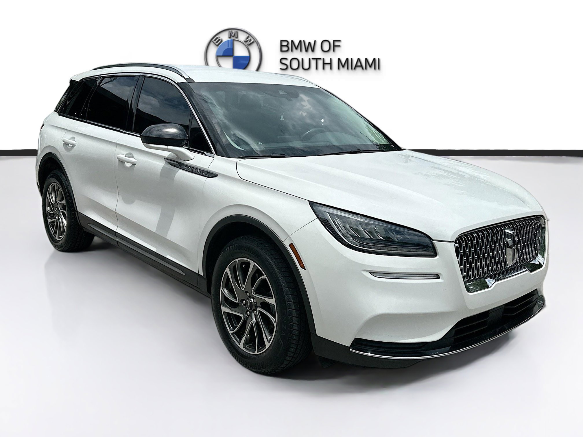 Used 2021 Lincoln Corsair FWD image 1