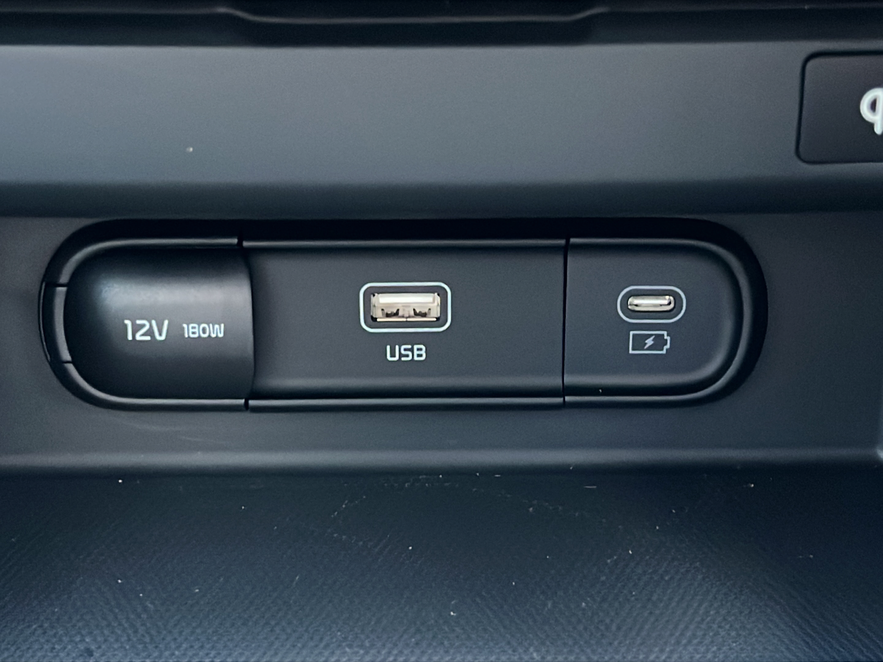 Certified 2026 Kia Seltos SX AWD/4WD image 17