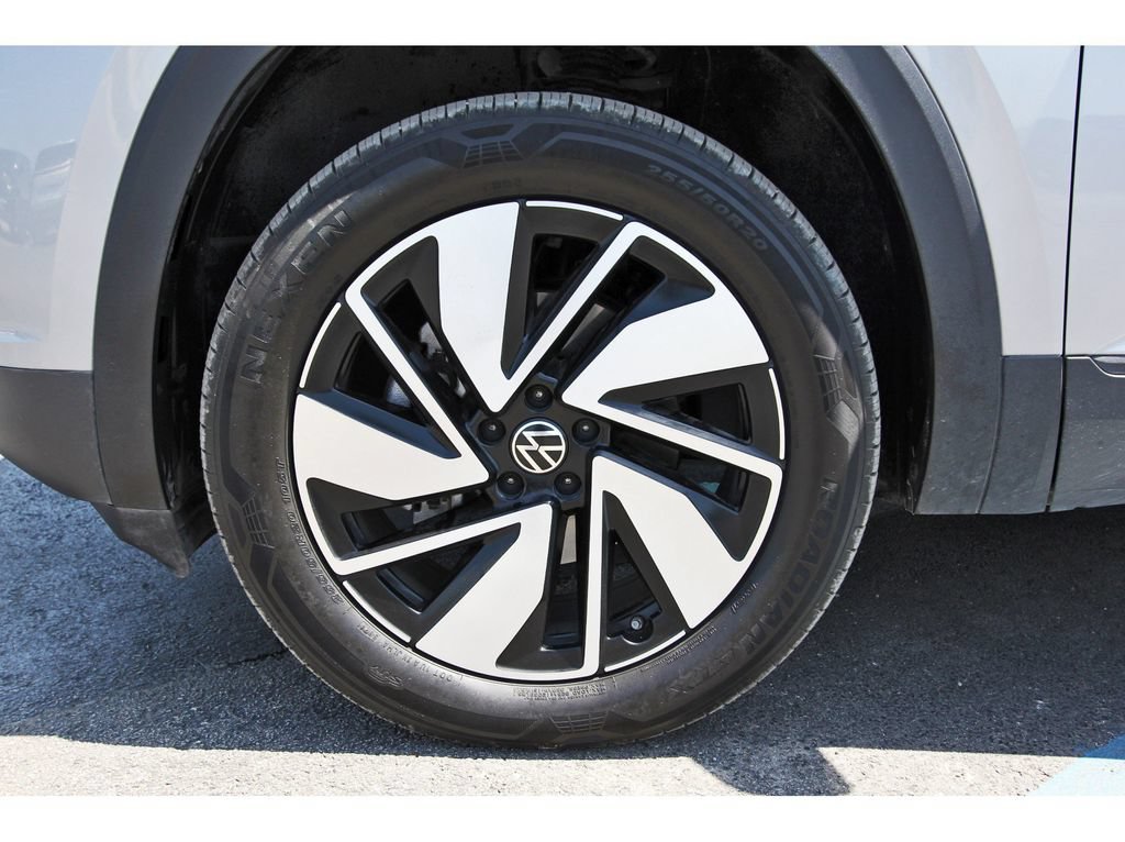 Used 2025 Volkswagen Atlas SE FWD image 38