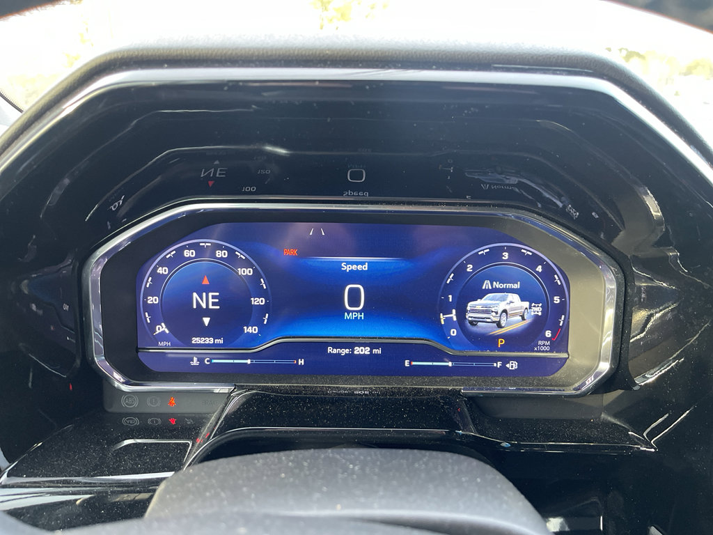 Used 2024 Chevrolet Silverado 1500 RST image 8