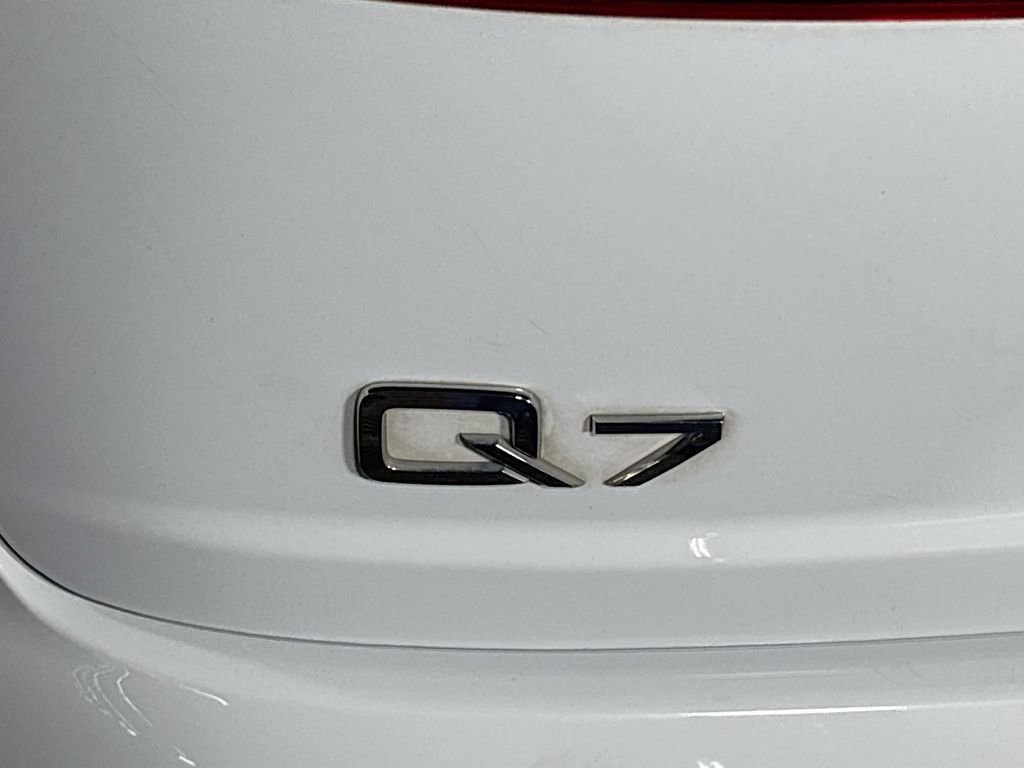 Used 2019 Audi Q7 2.0T Premium Plus AWD/4WD image 25
