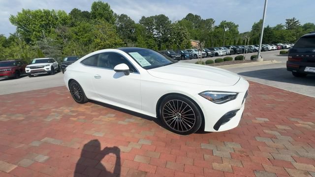 Used 2025 Mercedes-Benz CLE 450 4MATIC Coupe w/ Driver Assistance Package image 4